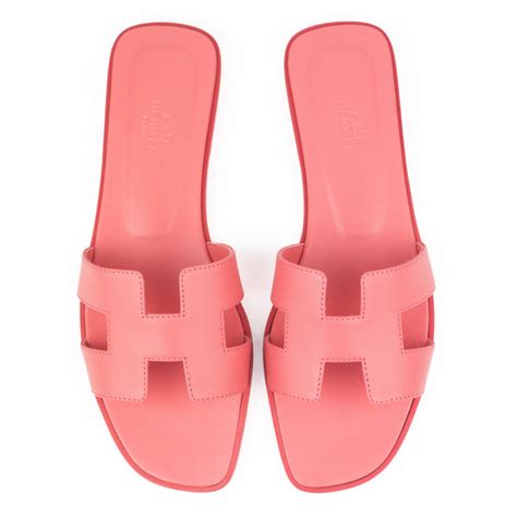 Hermes oran sandals in rose boise !! Don't forget to  